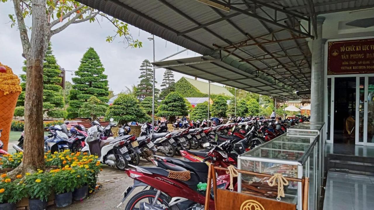 Sadec Farmstay - Khu Du LịCh Hoa KiẻNg Sa DéC Ap Khanh Nghia Eksteriør billede